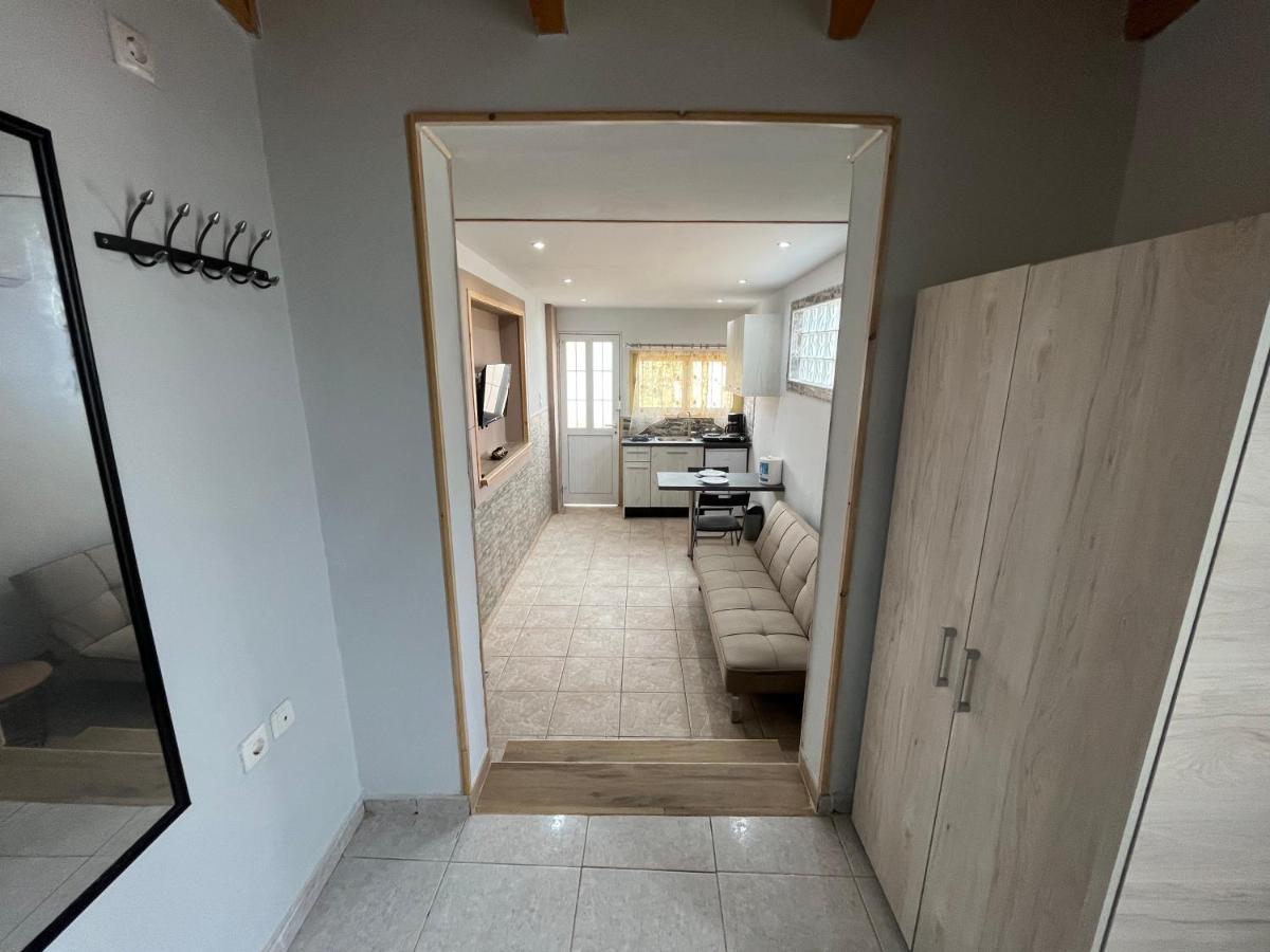 Luxury House 15 Minutes From Ath Villa Spata  Exterior photo