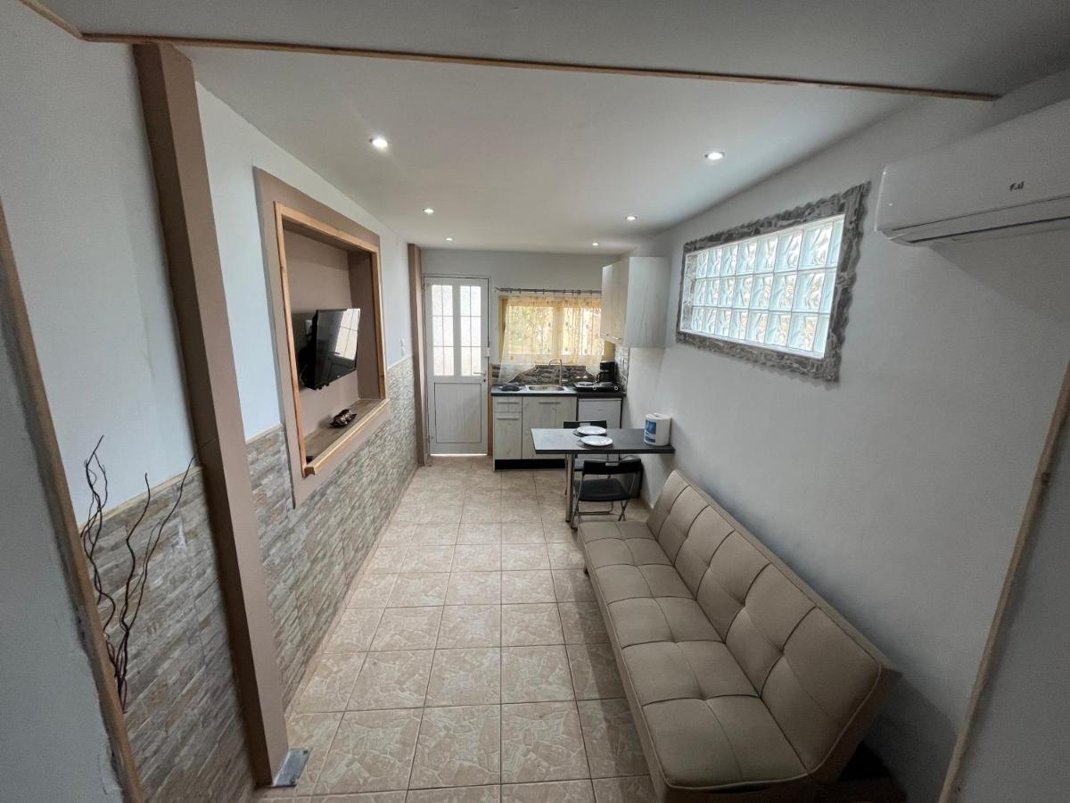 Luxury House 15 Minutes From Ath Villa Spata  Exterior photo
