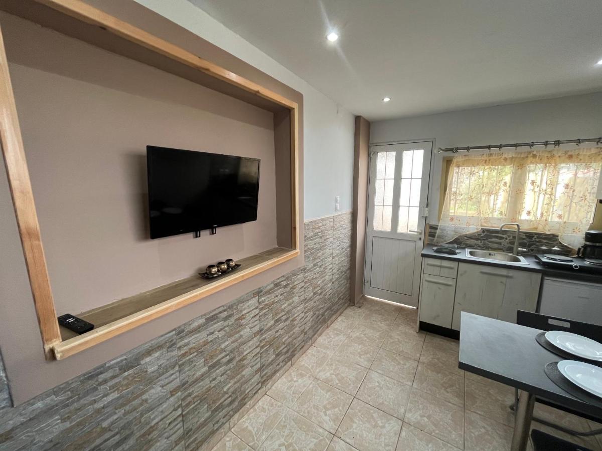Luxury House 15 Minutes From Ath Villa Spata  Exterior photo
